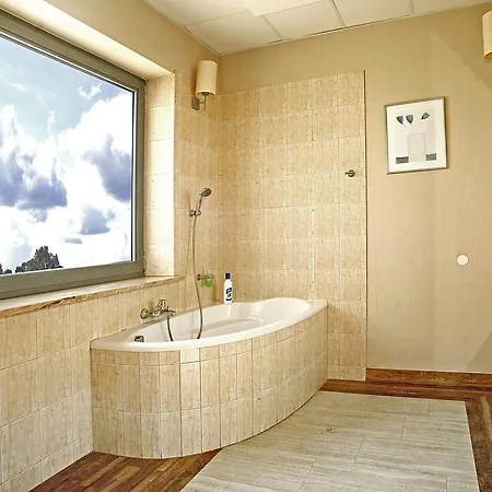 Hotel Wadowice Отель