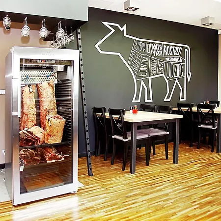 Hotel Wadowice Отель *